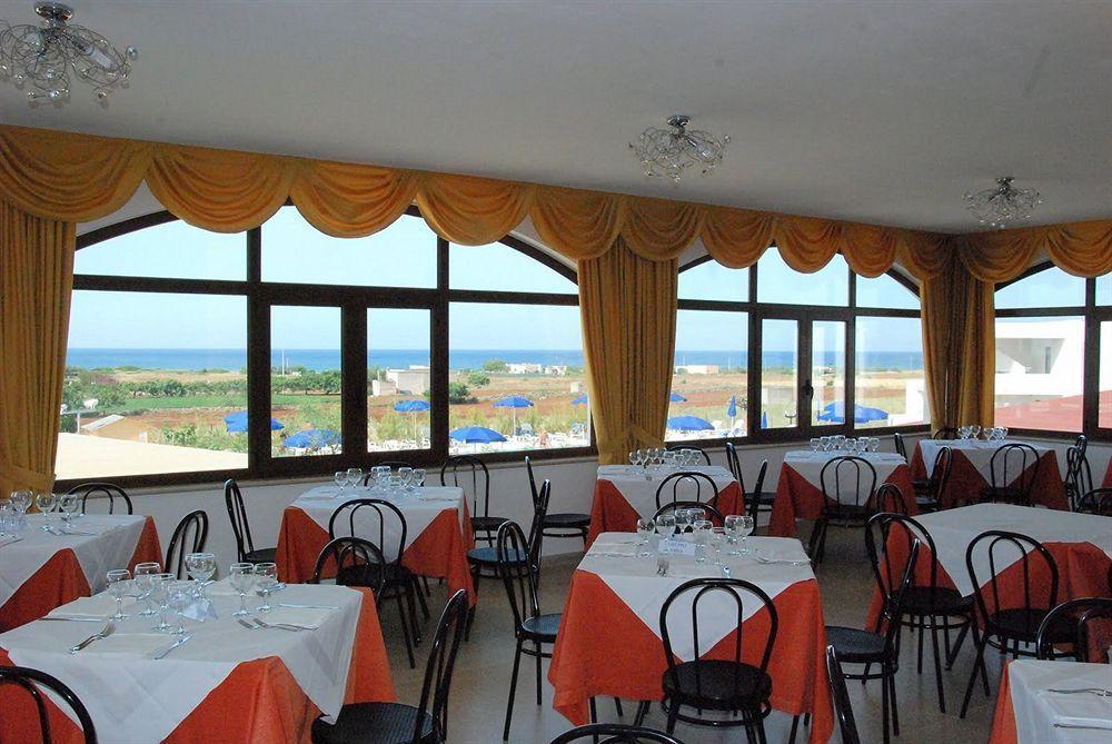 קרוביניו Torre Guaceto Resort מראה חיצוני תמונה