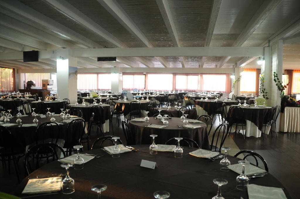 קרוביניו Torre Guaceto Resort מראה חיצוני תמונה